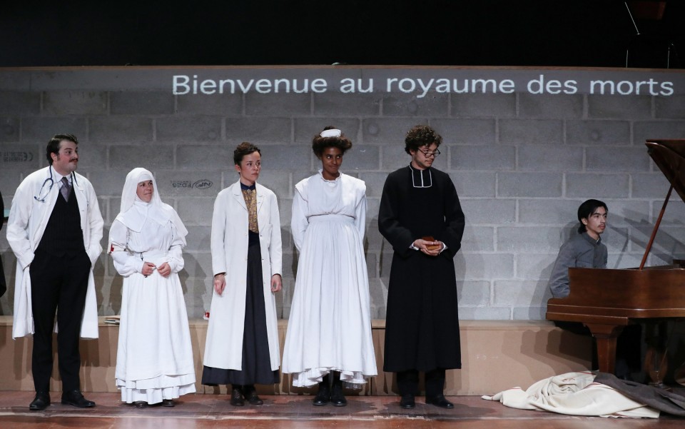 La chute de la maison